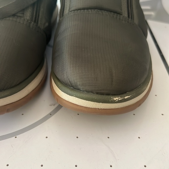 UGG Lakesider Puff zip up boots green size 8 - Picture 5 of 5